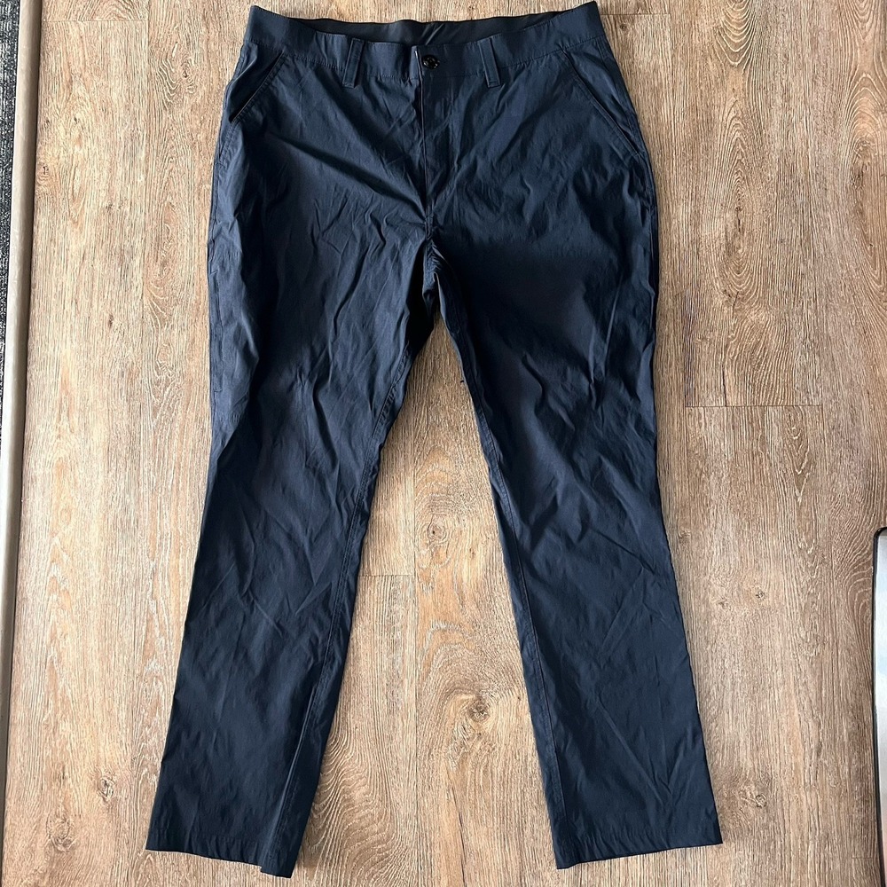 Tehama Trek Cargo Men Sz 38 X 31.5 Pants Water Repellent 2-Way Stretch 5 Pocket